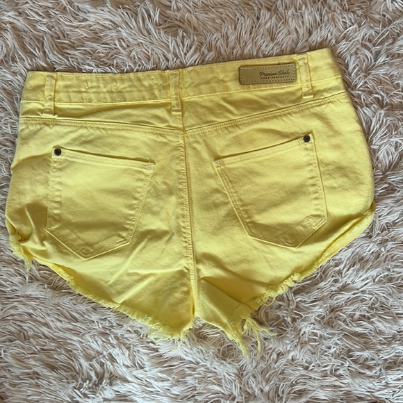 New with tags yellow shorts - Picture 6 of 6